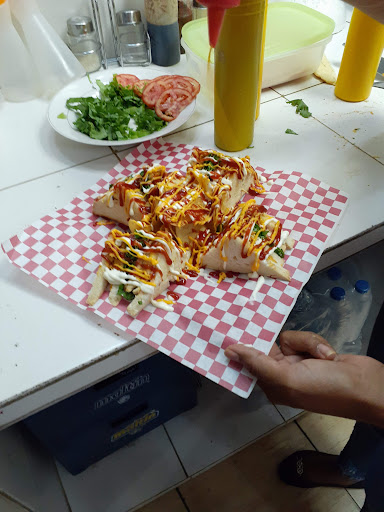 Domico cafe & Trattoria