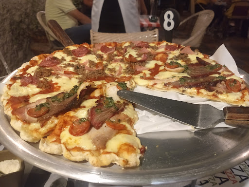 Safari Pizza